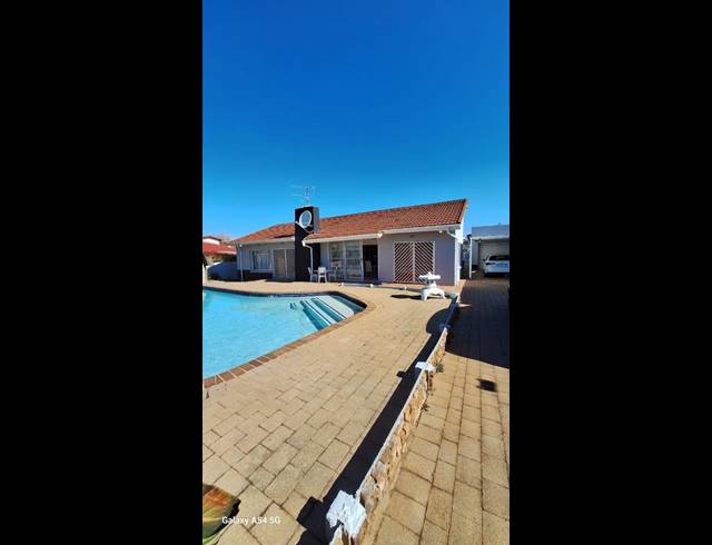 4 BEDROOM HOUSE FOR SALE IN DISCOVERY